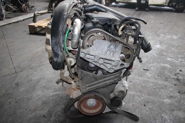 MOTEUR RENAULT 1.5DCI INJECTION DELPHI CODE K9K677 - Vue 4